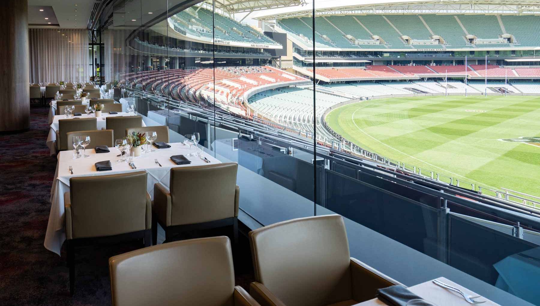 Four Regions Restaurant - Oval Hotel