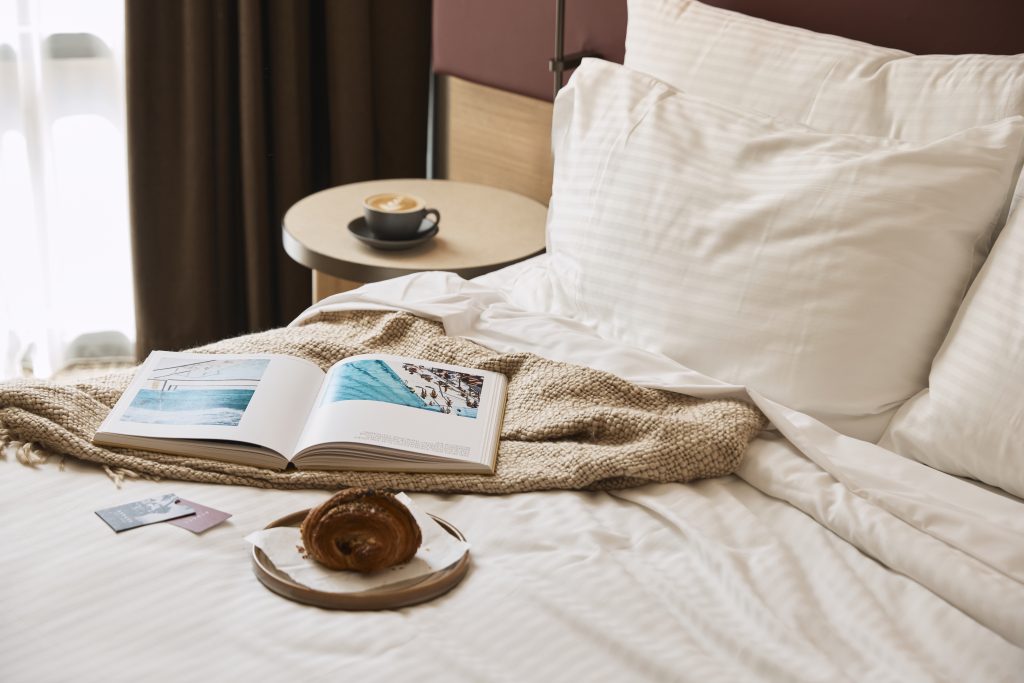 Premium Queen Room - Image 2