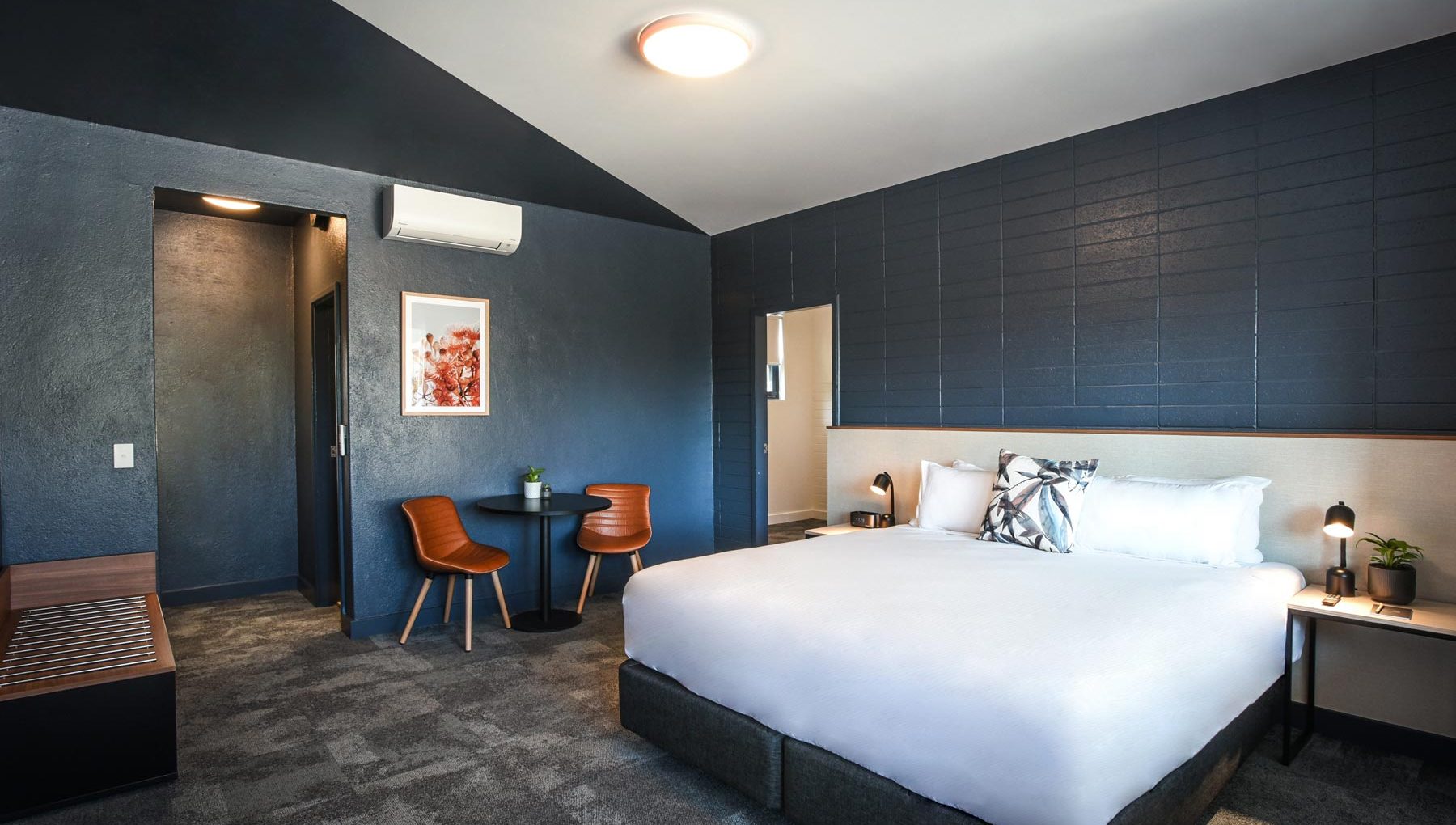HotelMOTEL Family Room F1B