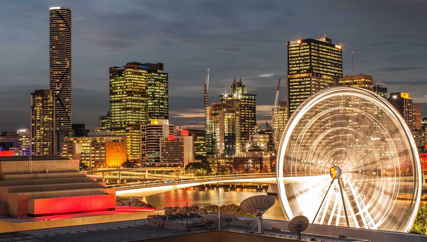 Brisbane Ferris Wheel - Kennigo Hotel Brisbane