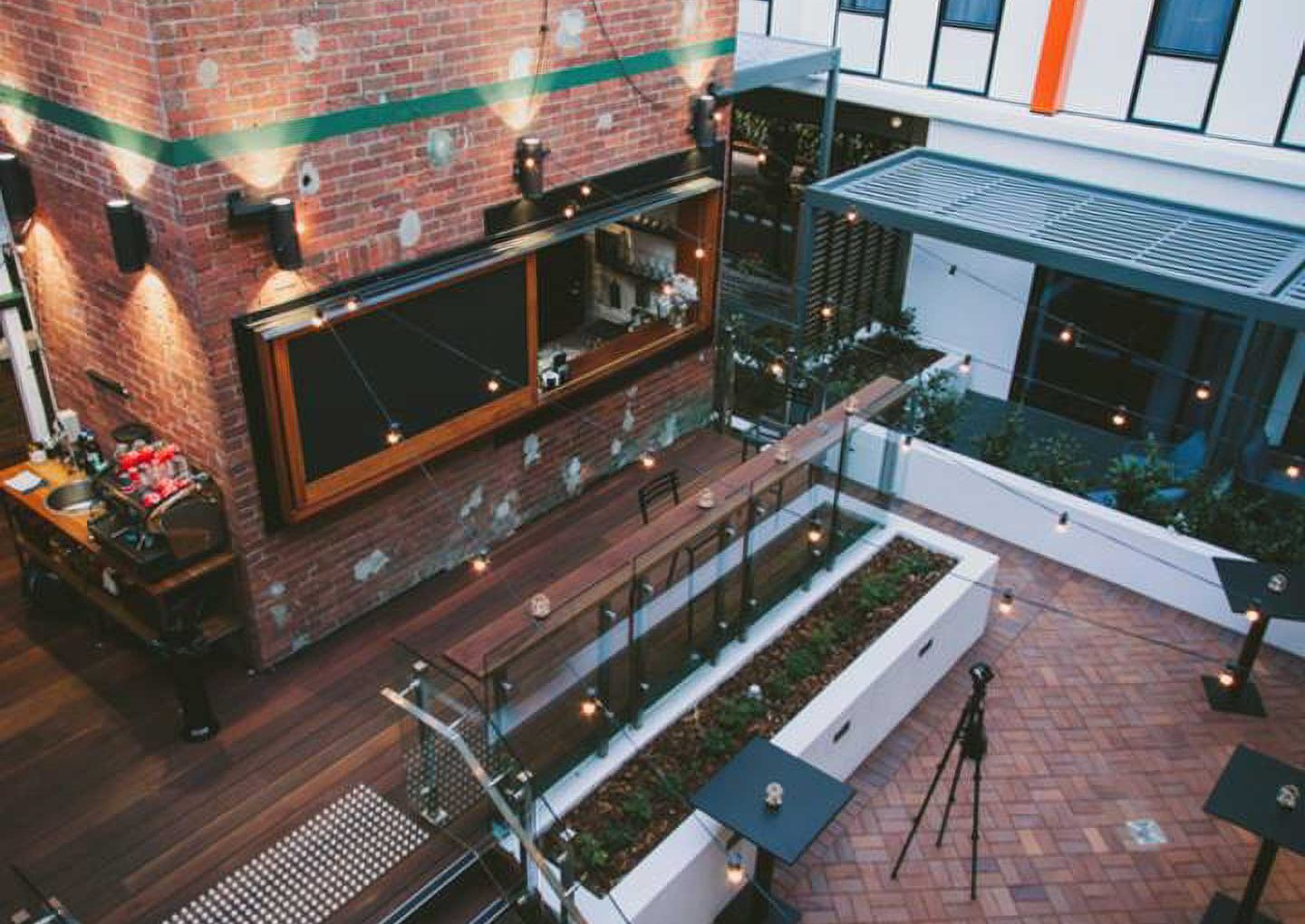 Courtyard - From Above - Kennigo Hotel Brisbane