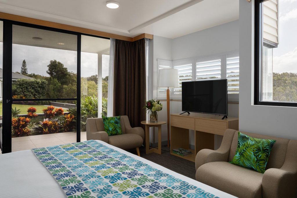 Garden View King Room - Image 2