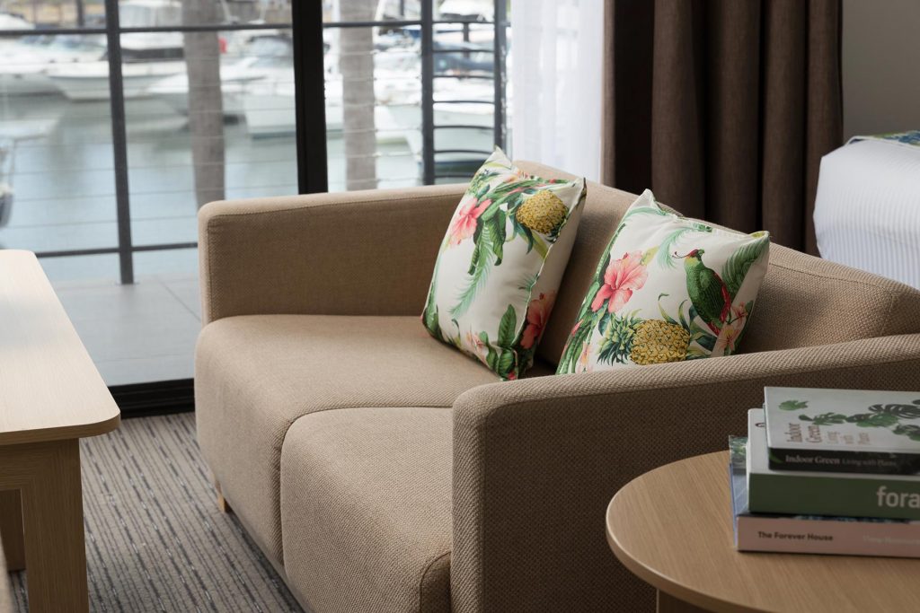 Water View Suite - Image 3