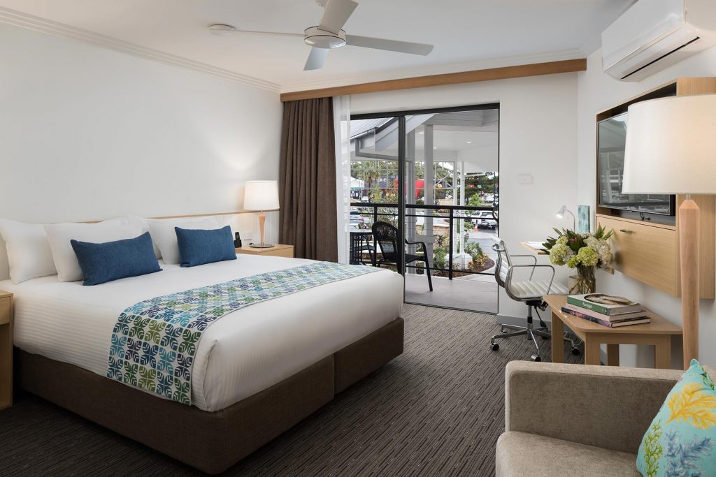 Superior Standard King Room - Image 1