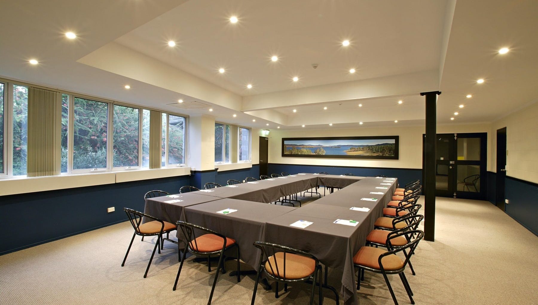 Lakes Conference Room