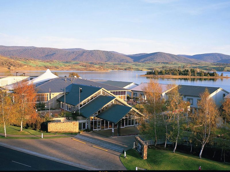 Horizons Lake Jindabyne - Image 1