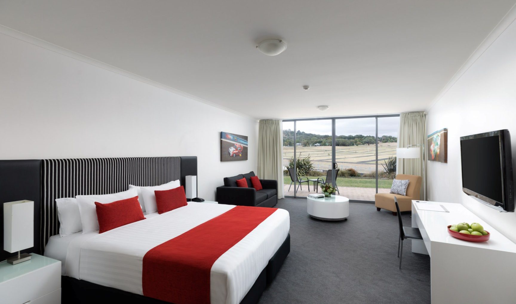 Rooms & Suites - Main image