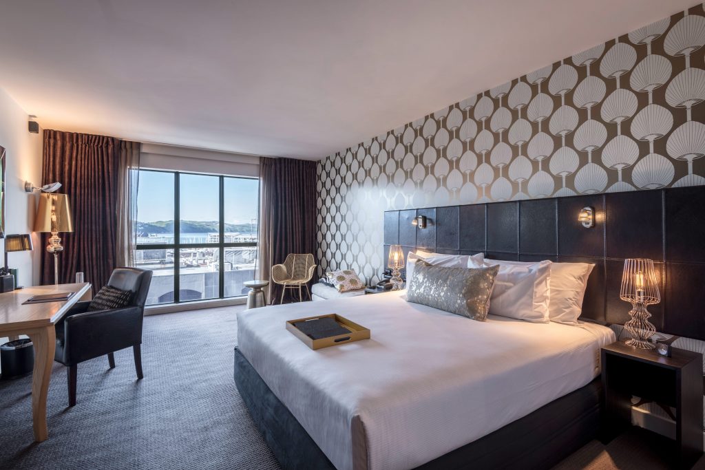 Studio Apartment King Harbour View - Image 2