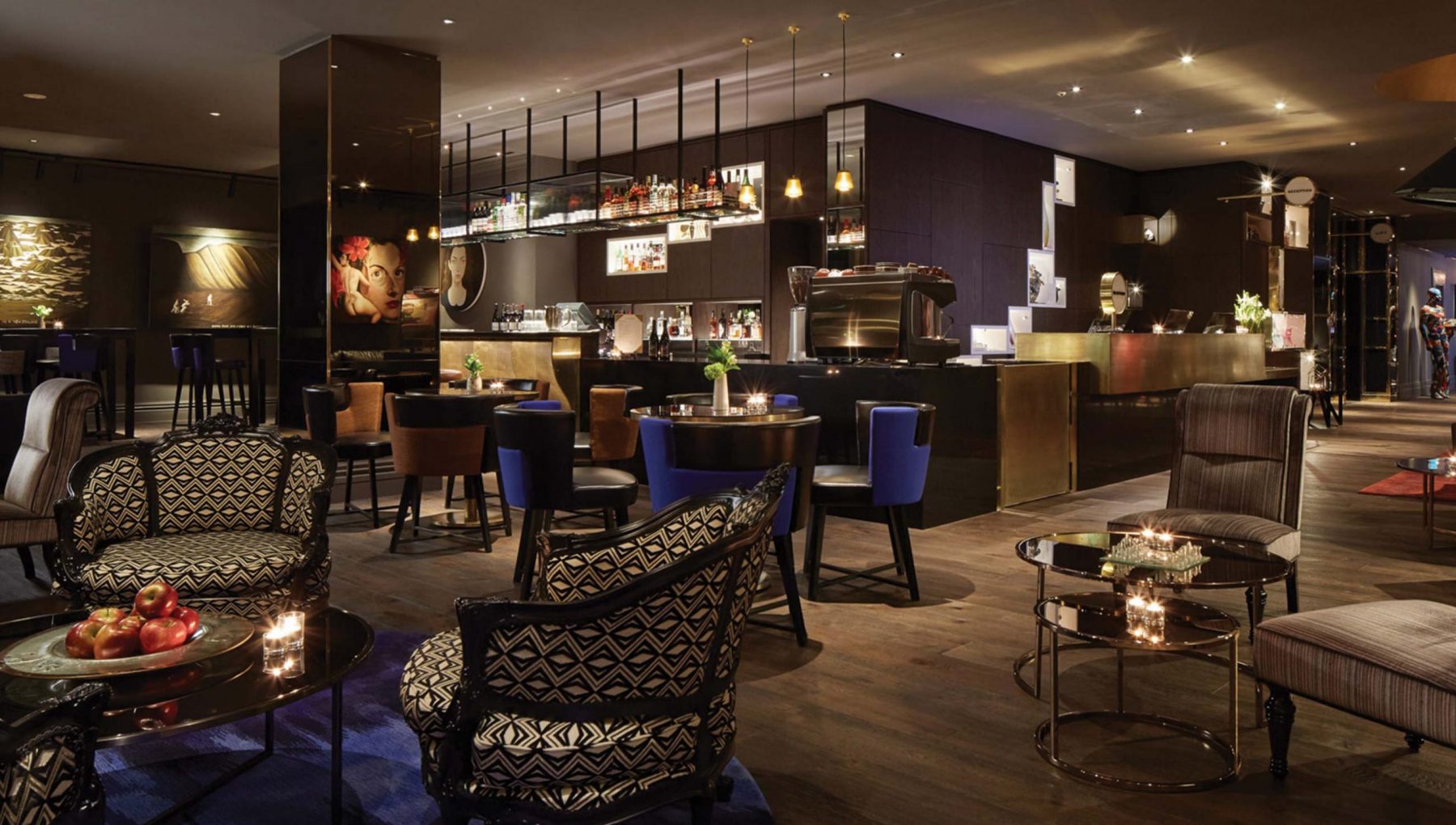 Gallery Lounge