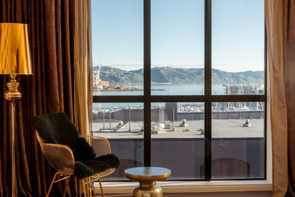 Studio Apartment King Harbour View - Image 1