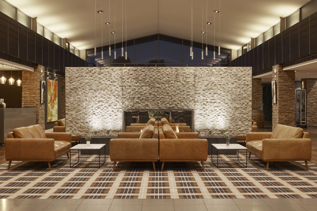 Vista Lounge | Evening
