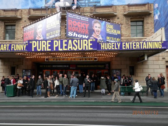 Comedy theatre