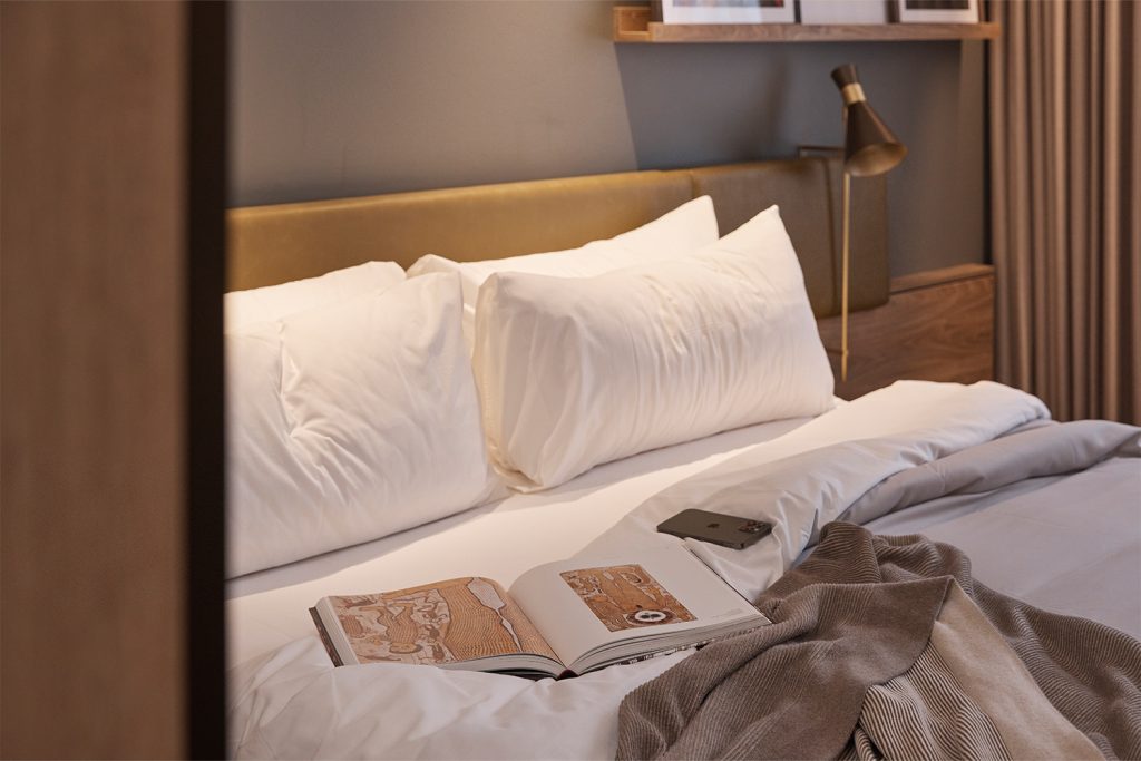 Rydges King Room - Image 2