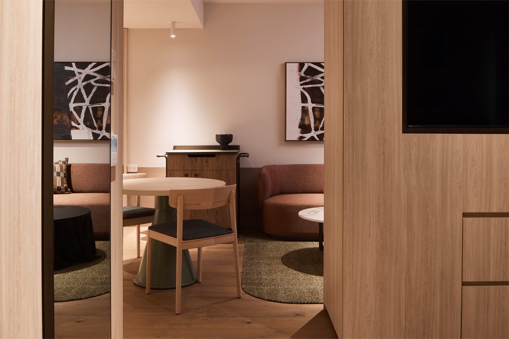 Rydges Accessible Suite - Image 3
