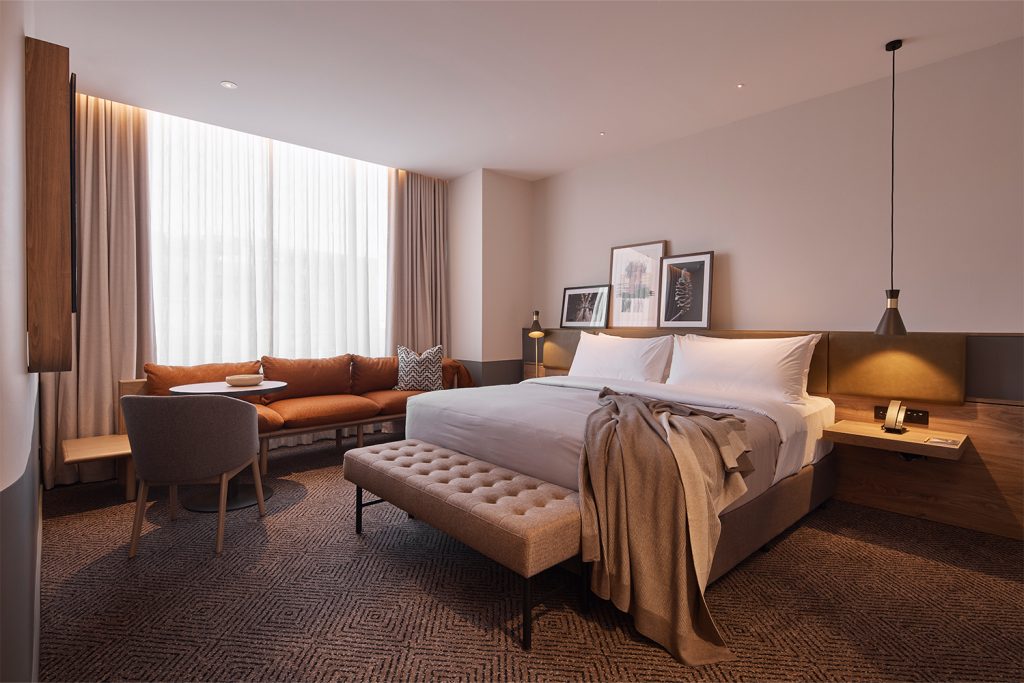 Rydges Corner King - Image 1