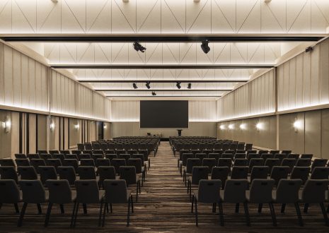 Centre Stage