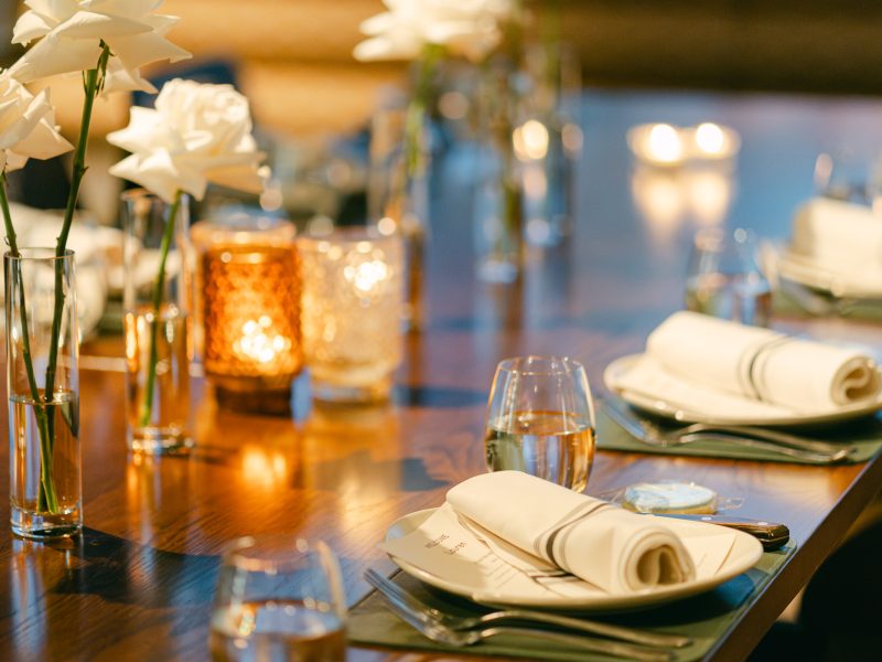 Winter & Sunday Weddings