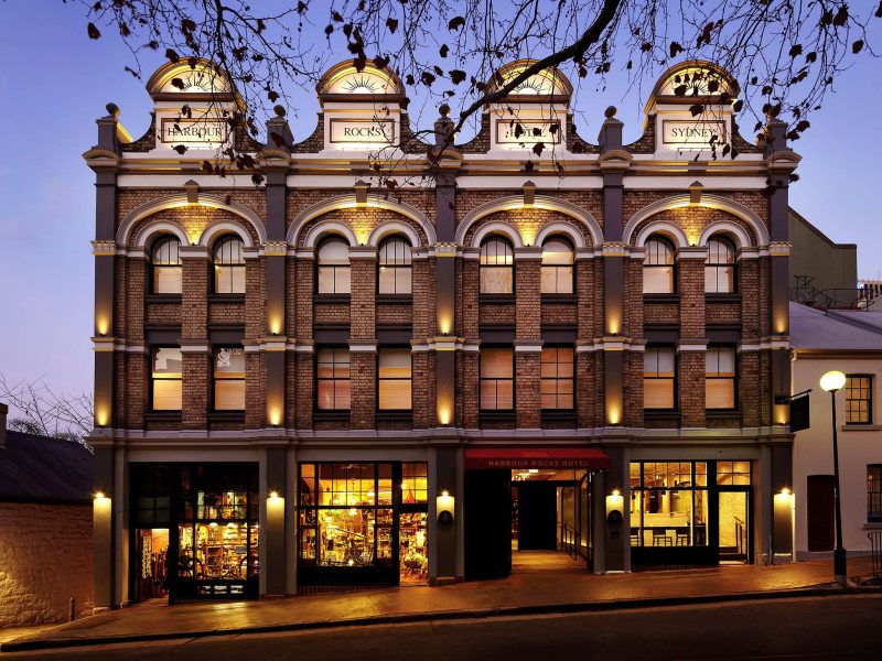 Harbour Rocks Hotel - Image 1