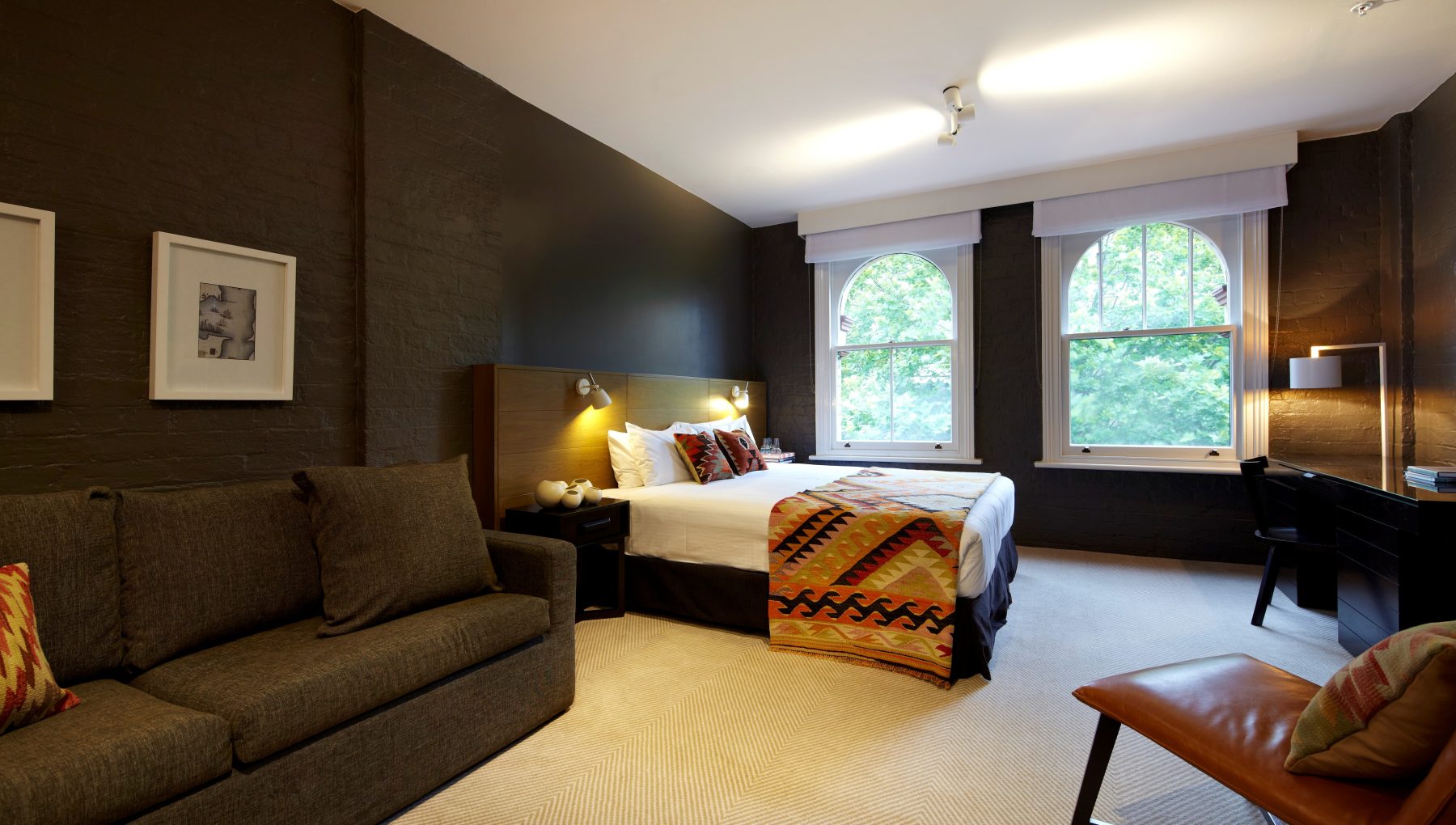 Hotel gallery image 1 of 2