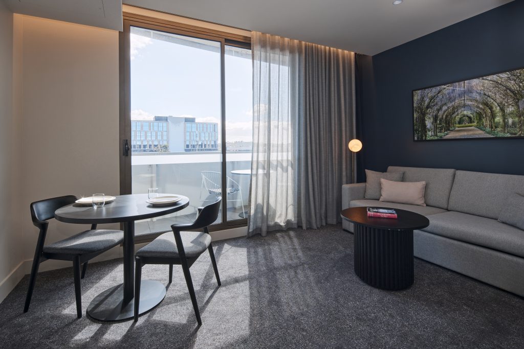 One Bedroom King Balcony Apartment - Image 1