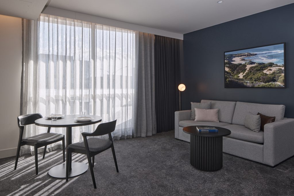 One Bedroom King Terrace Apartment - Image 2