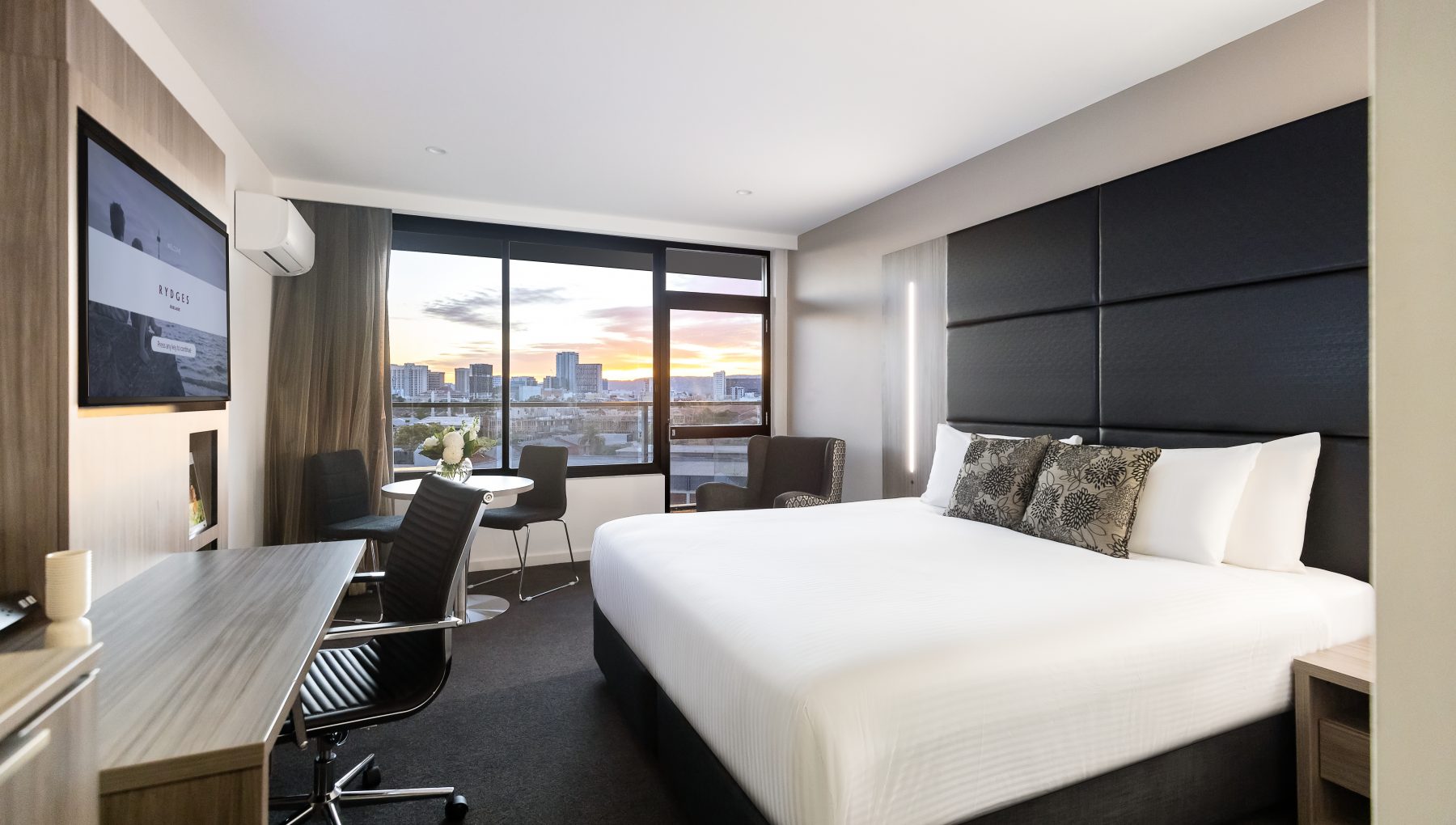 Hotel gallery image 1 of 2