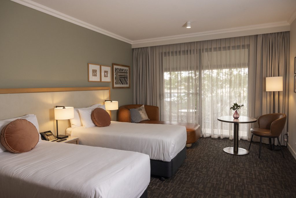 Deluxe Twin Spa Studio - Image 1