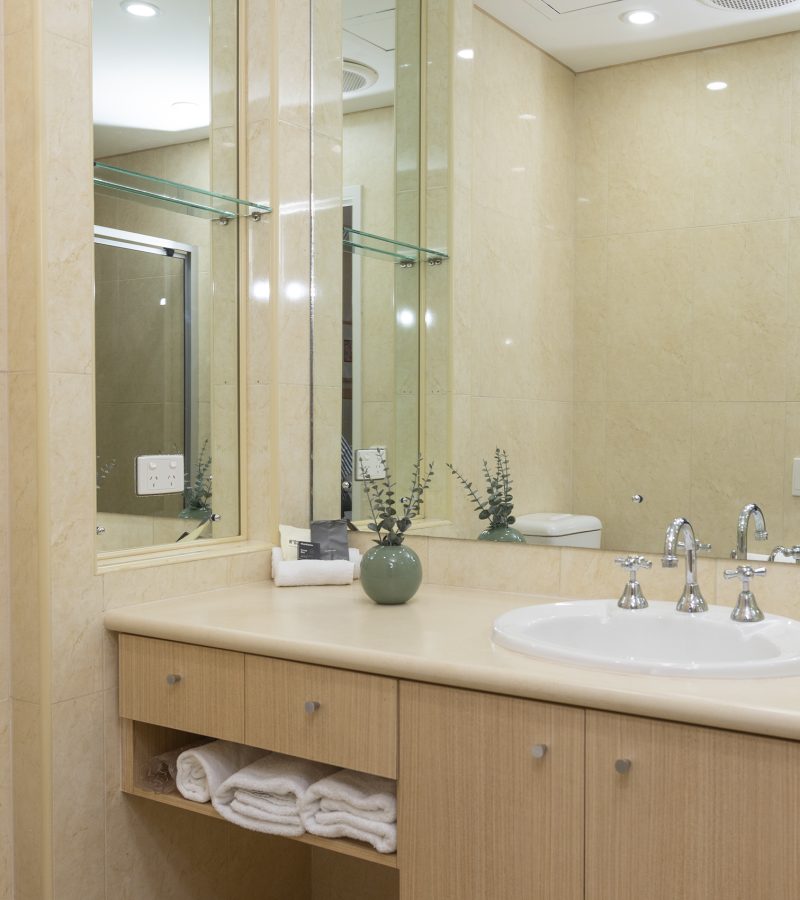 Rooms & Suites - Gallery image 2