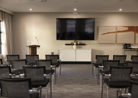 Golden Eagle Room