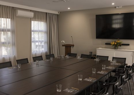 Golden Eagle Room