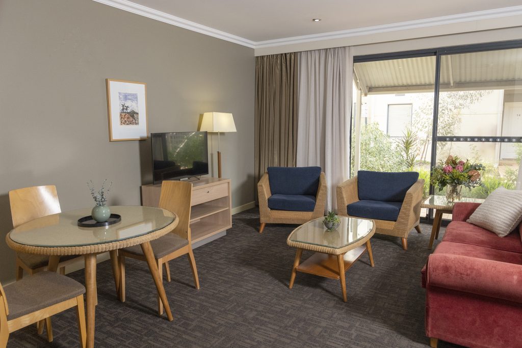 Executive One Bedroom Spa Garden View Apartment - Image 3