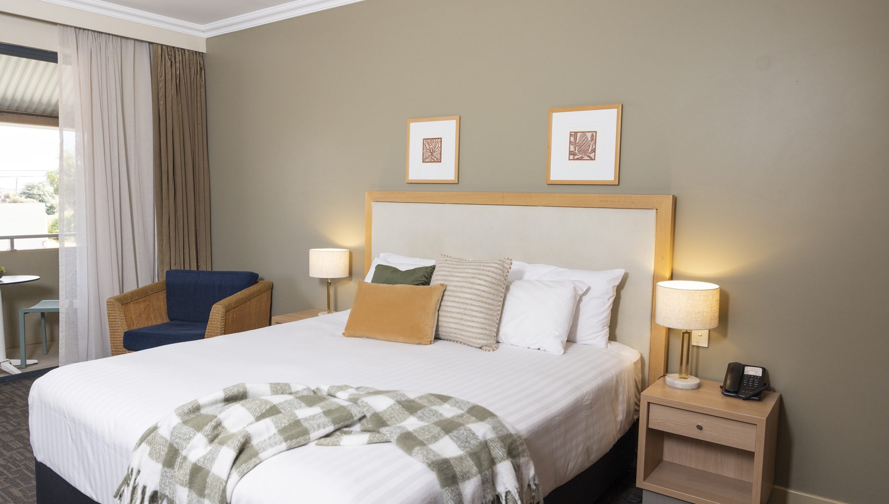 Rooms & Suites - Main image