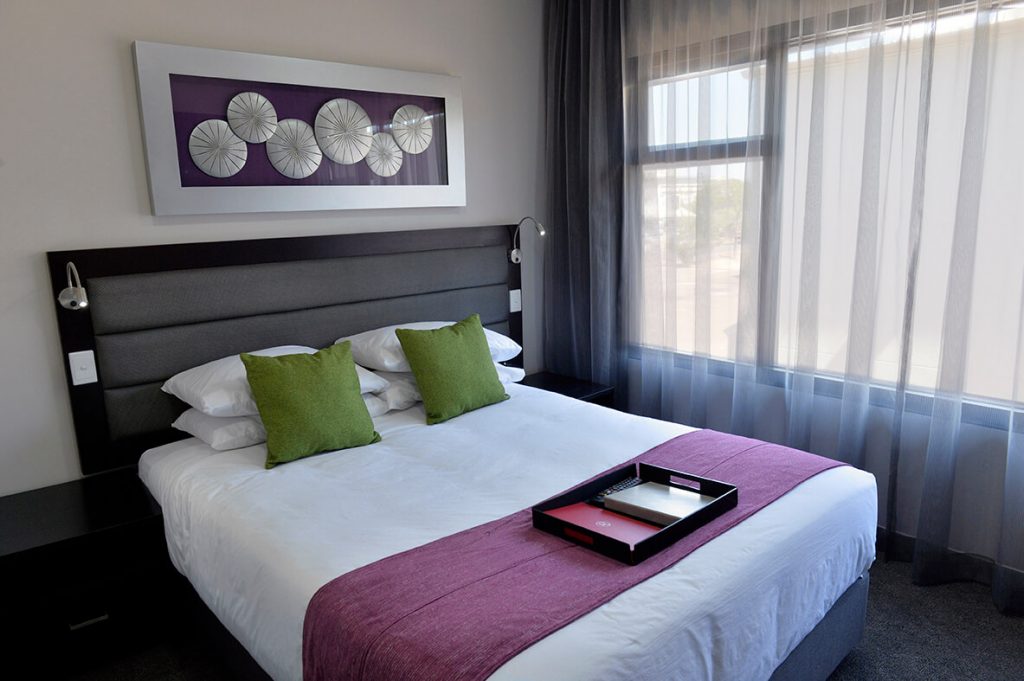 Studio Queen Room - Image 1