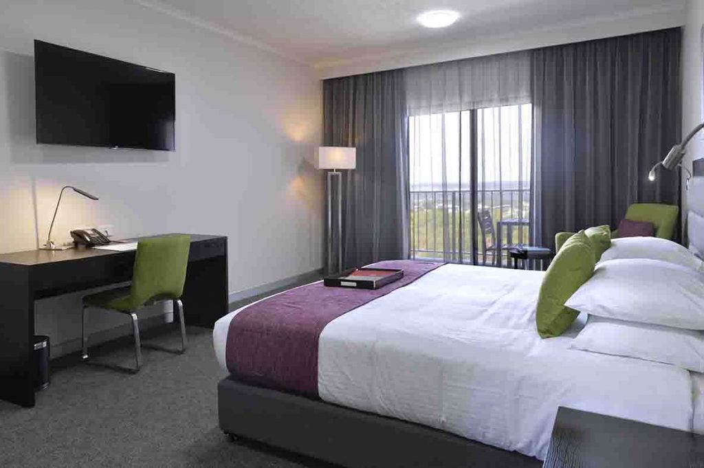 King Room With Balcony - Image 3