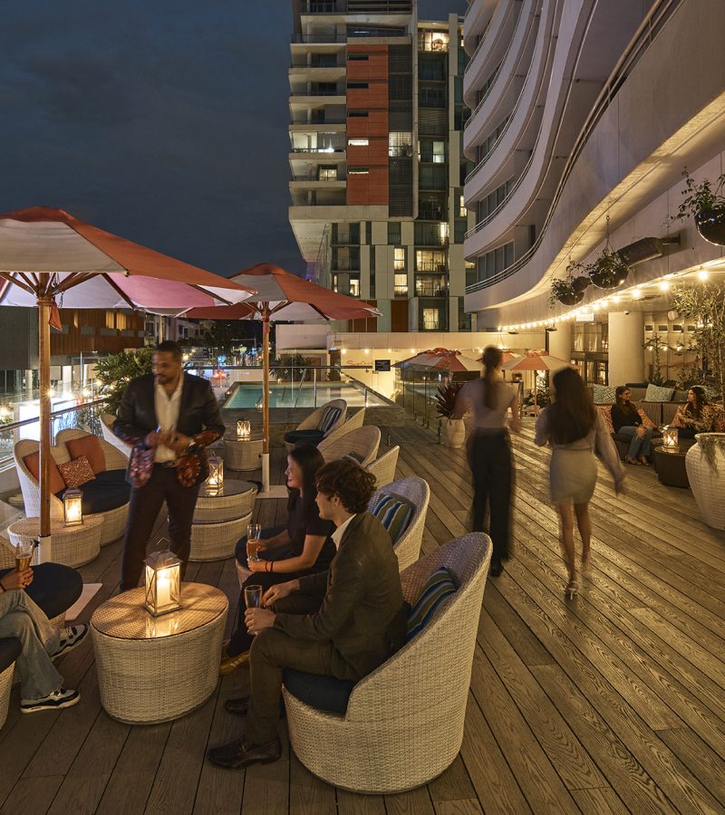 Soleil Pool Bar