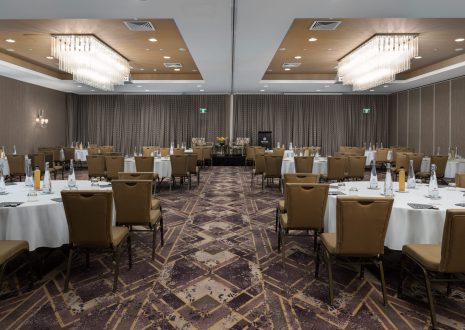 Podium Room 3&amp;4