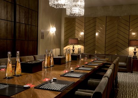 Podium Room 5