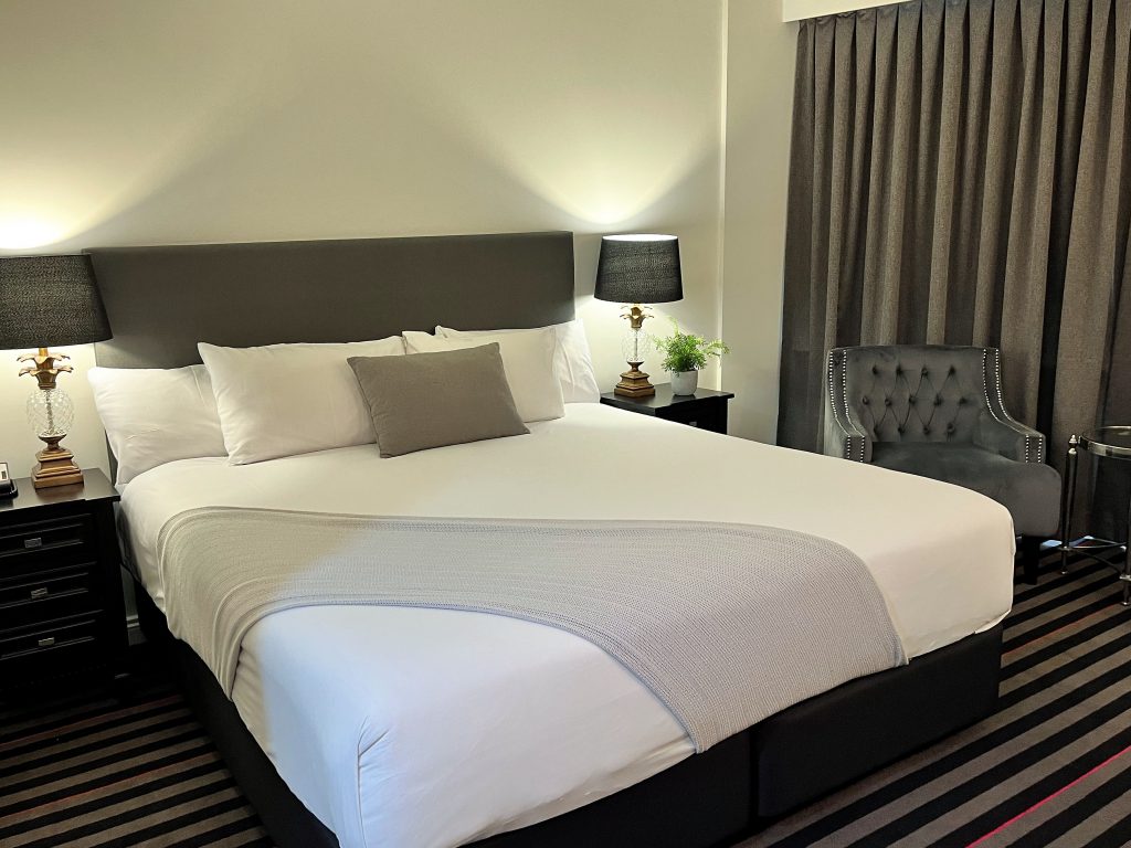 Executive Suite - Image 2