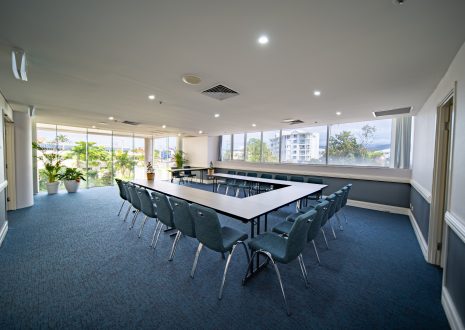 Golden Palm Room