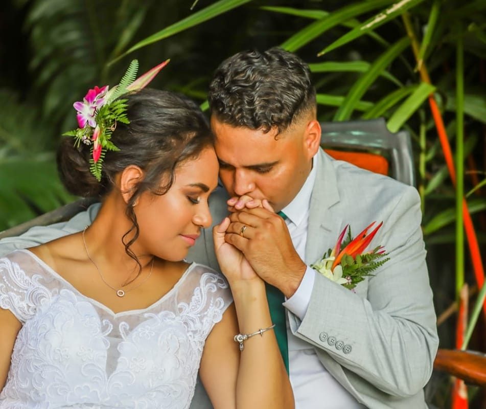Stunning Cairns Weddings