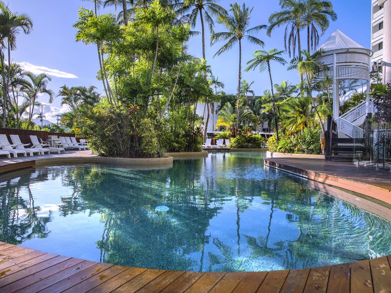 Rydges Esplanade Resort Cairns - Image 1