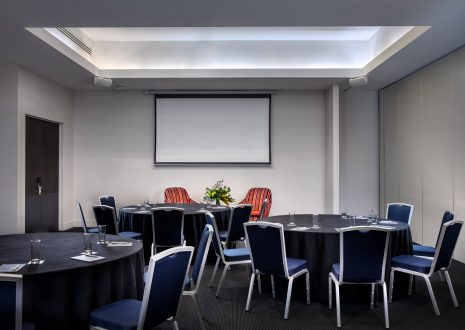Kingston Room 3