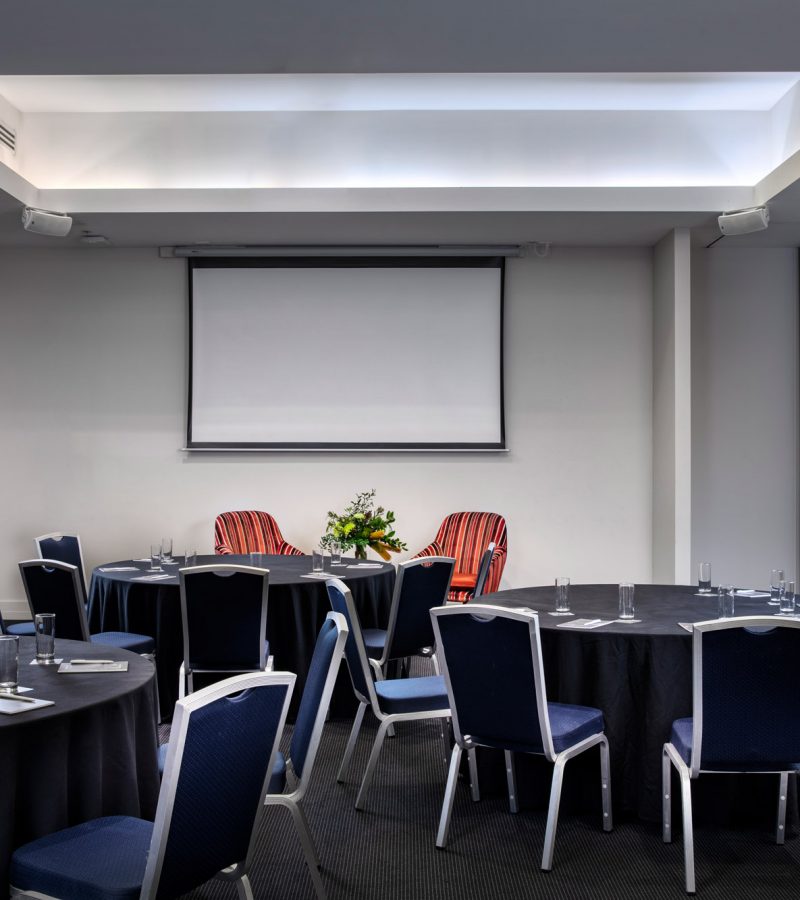 Kingston Room 3