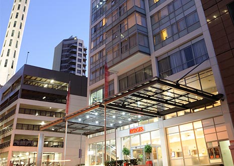 Rydges Auckland - Image 1