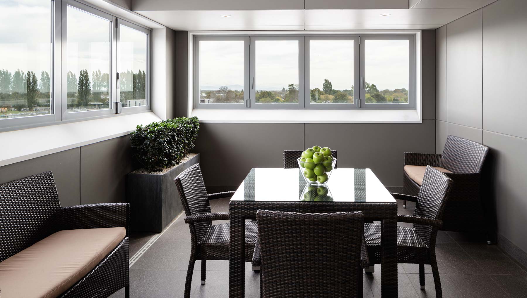 Rydges Latimer Christchurch Hotel Penthouse Patio