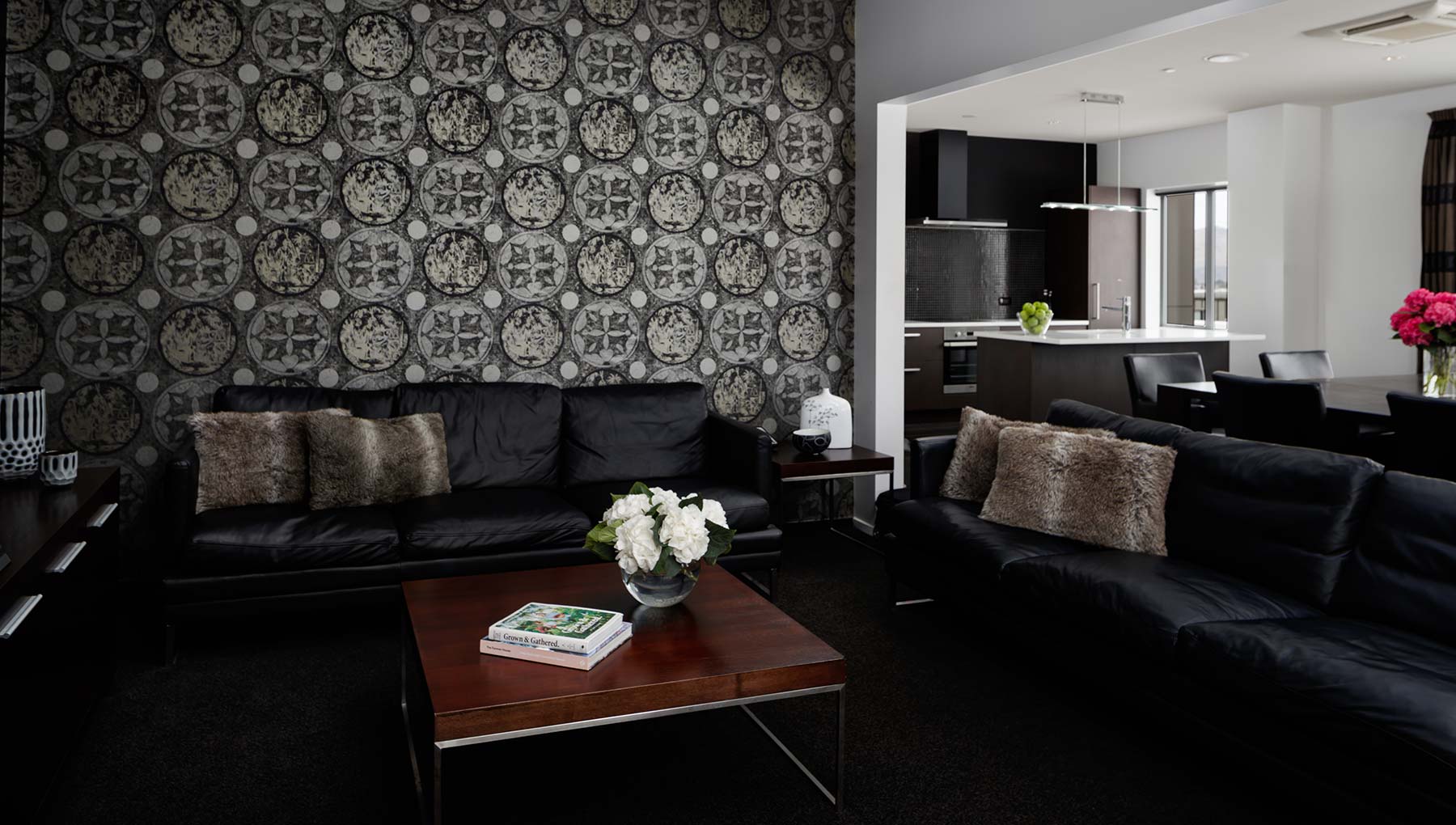 Rydges Latimer Christchurch Hotel Penthouse Living