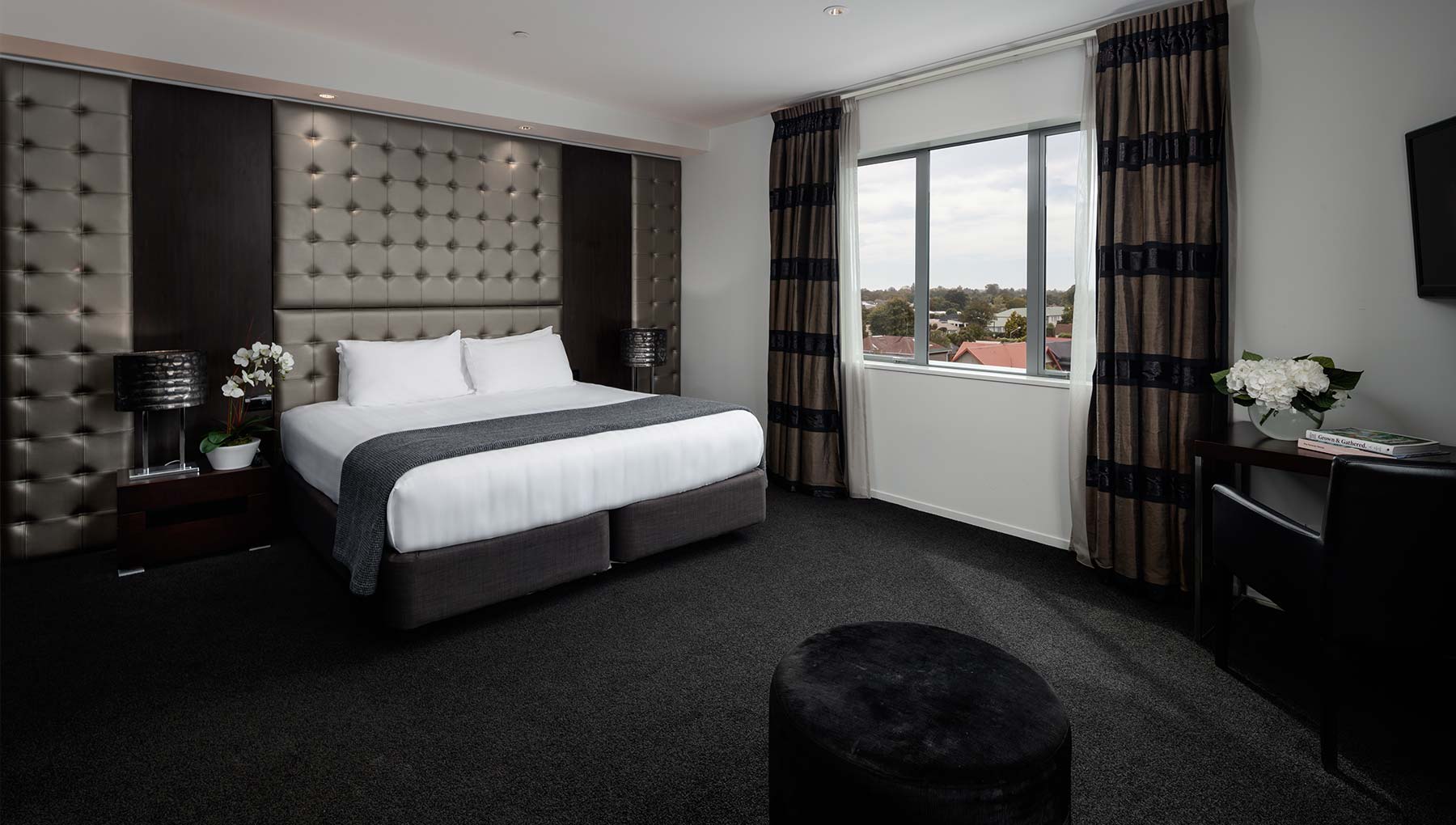 Rydges Latimer Christchurch Hotel Penthouse Bedroom