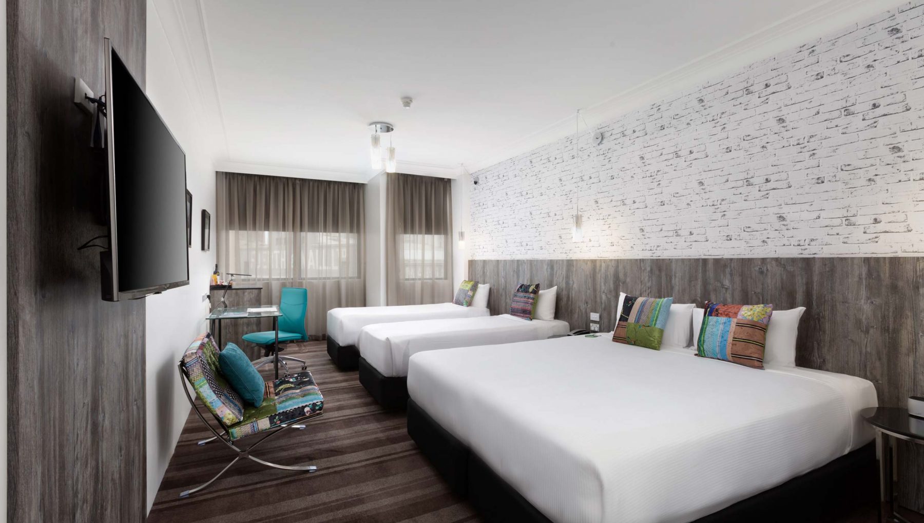 Rydges Sydney Central - Family Room - Beds
