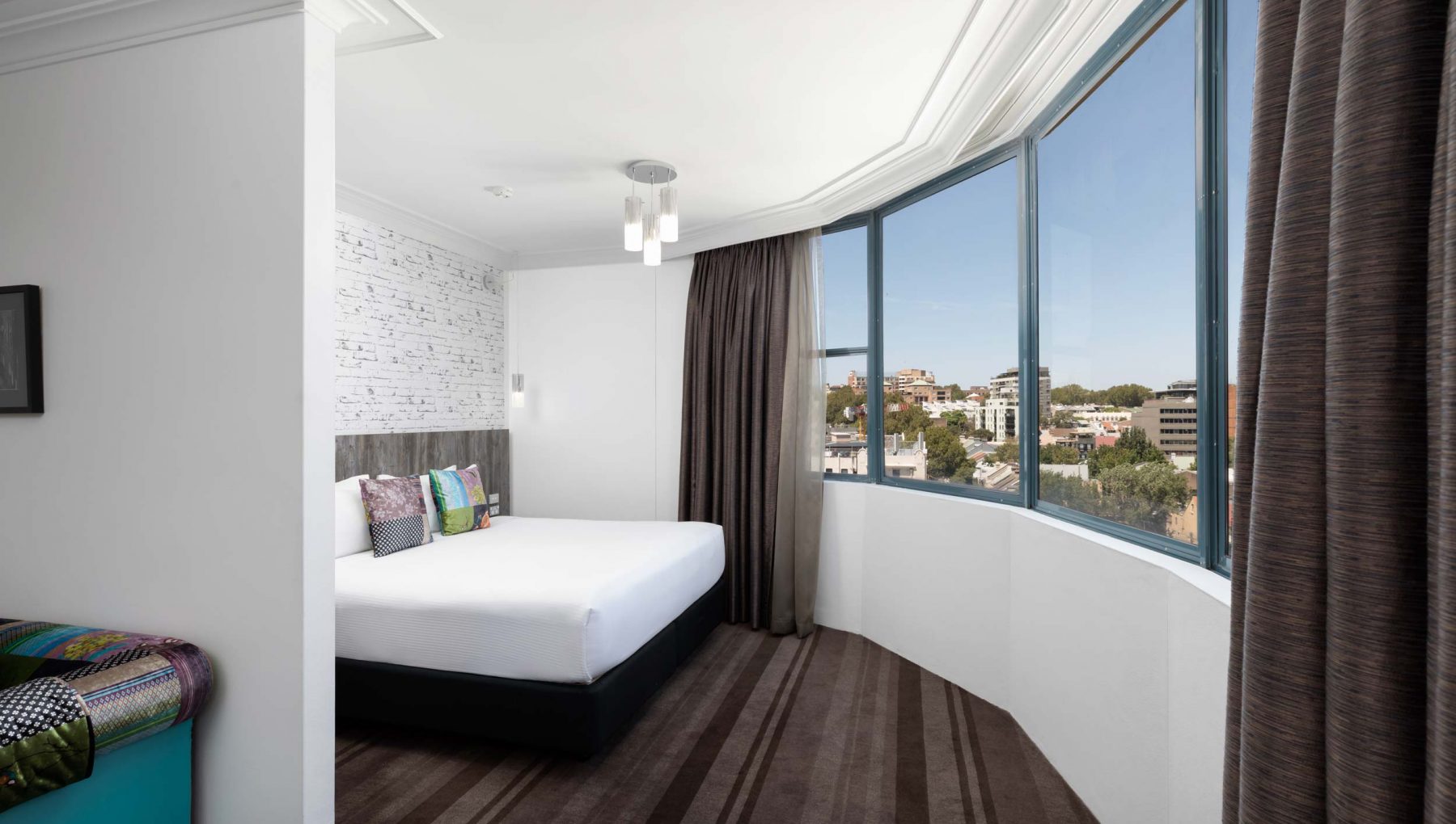 Rydges Sydney Central - Executives Suites - Bedroom