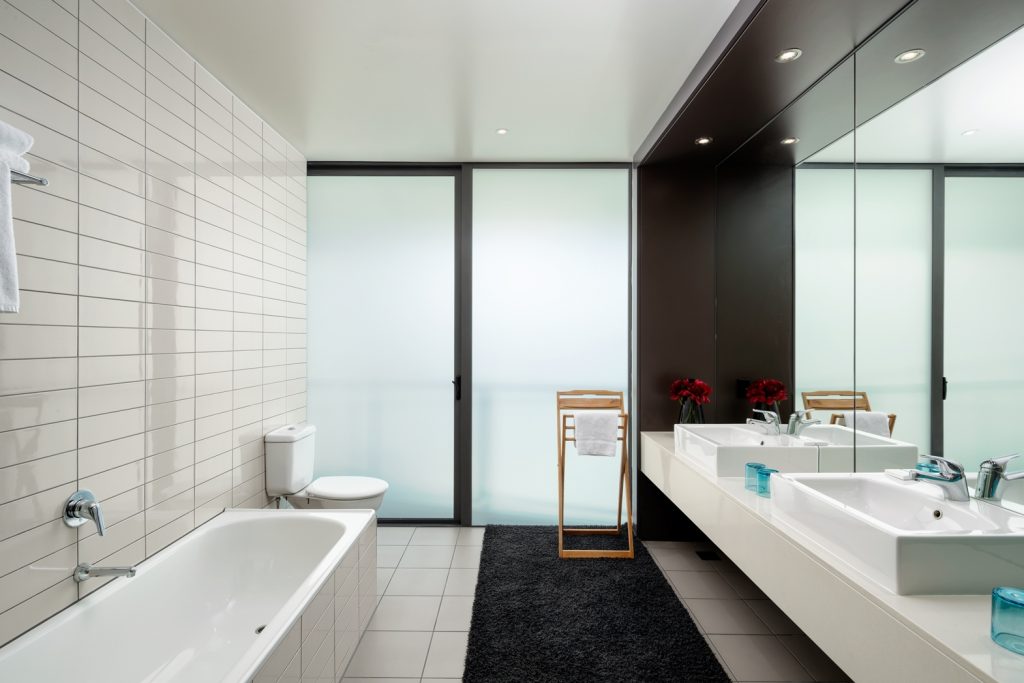 Executive King Suite - Image 3